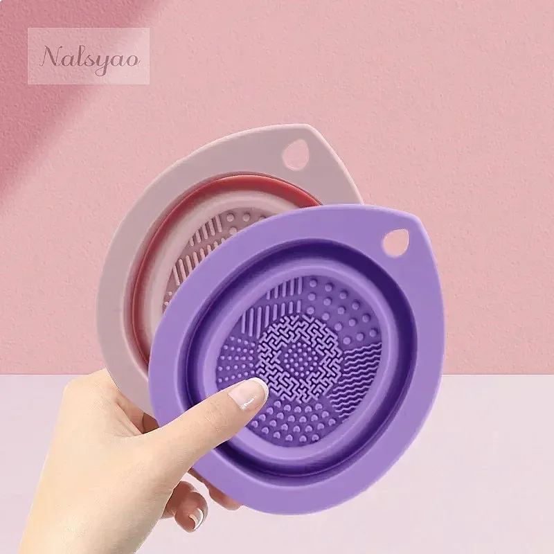 Silicone Folding Makeup Brush  - Beauty Makeup Box review and price